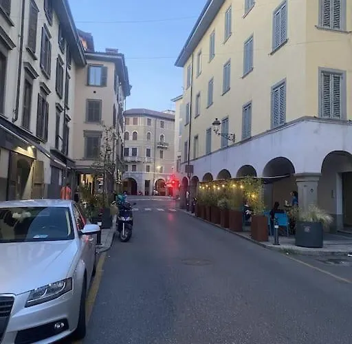 La Petite Maison - Two-room