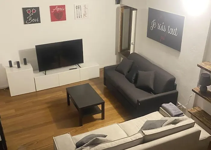 La Petite Maison - Two-room *