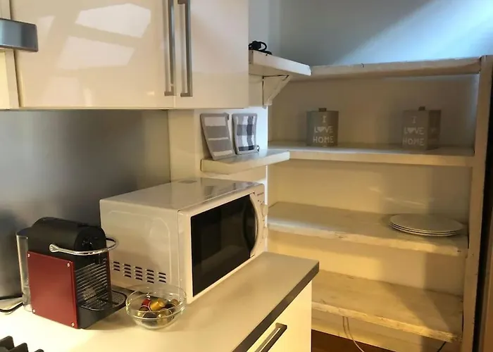 La Petite Maison - Two-room *