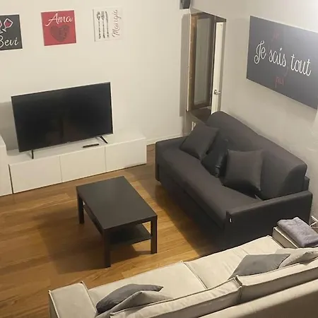 La Petite Maison - Two-room *